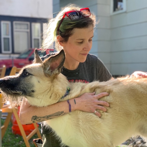 Meet your Posher, Addie - Picture 1 of 1